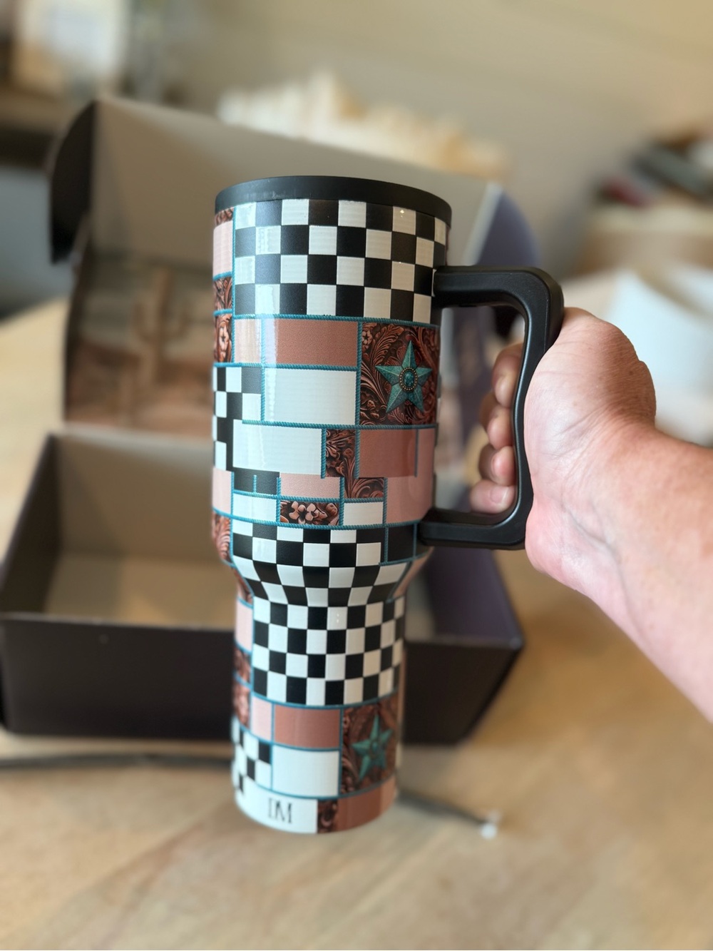 NEW Dani Morgan Insulated Travel Mug with Checkerboard & Turquoise Star Pattern